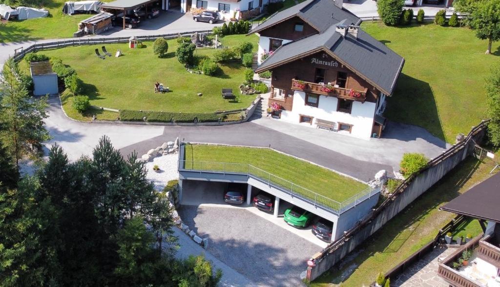 제펠드 인 티롤 Haus Almrausch 아파트 외부 사진
